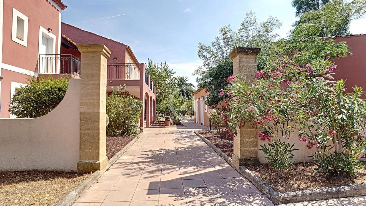 Appartement Village 9 En Residence De Vacances En Camargue 阿爾勒 外观 照片