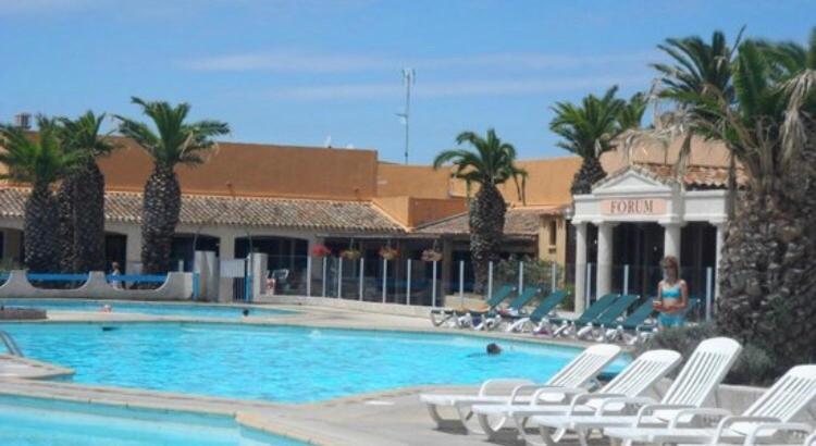 Appartement Village 9 En Residence De Vacances En Camargue 阿爾勒 外观 照片