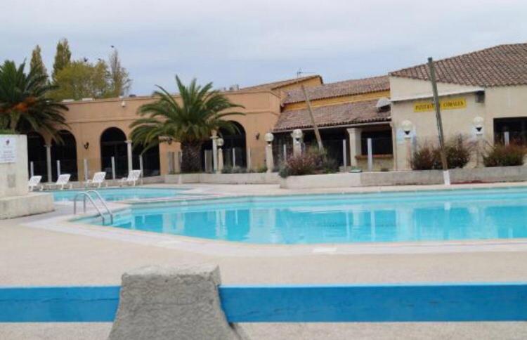 Appartement Village 9 En Residence De Vacances En Camargue 阿爾勒 外观 照片